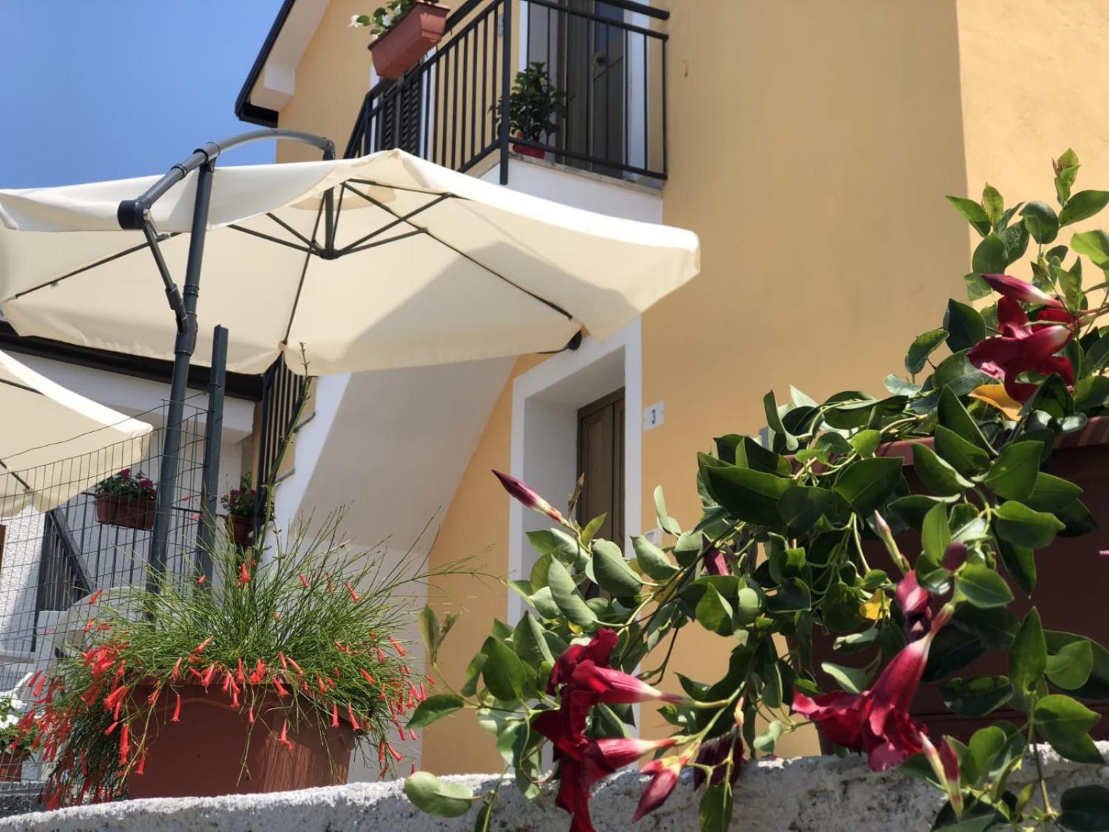 B&B Adele Paola Εξωτερικό φωτογραφία
